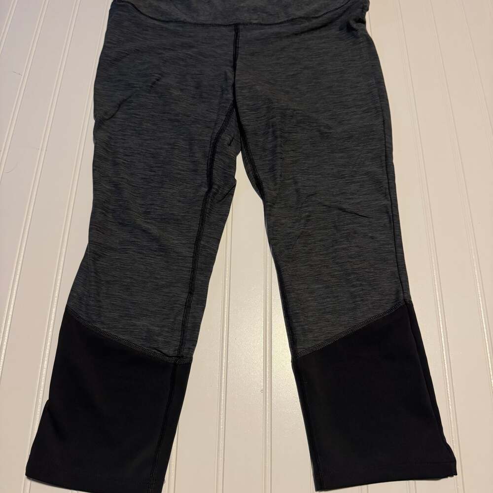 New Balance NB Dry Womens Gray Space Dye Capri Leggings